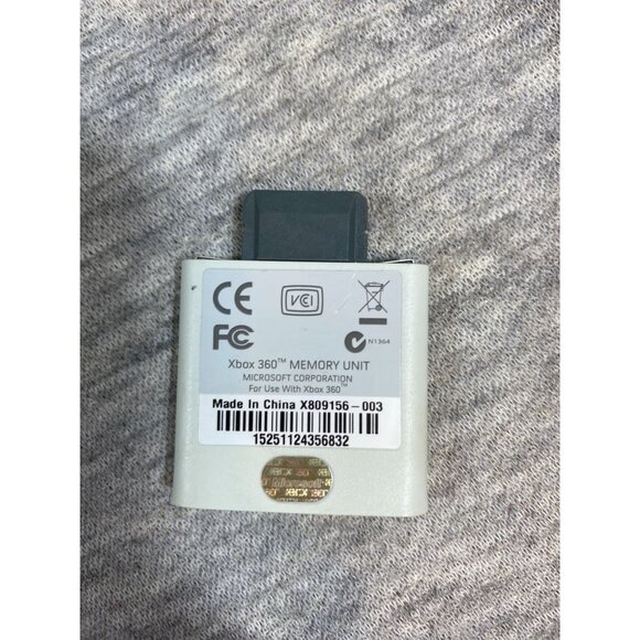 Microsoft Xbox 360 64MB Memory Unit Cards External Attachment - Picture 2 of 2